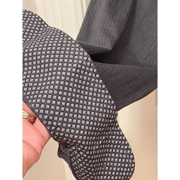 Tommy Bahama Mens Long Sleeve Button-Up Shirt Size L Grey Herringbone Pattern Wi - Picture 4 of 11